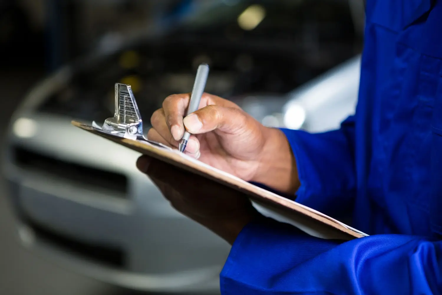 Auto-Experten schreiben Bericht